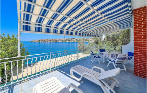 Amazing home in Okrug Gornji with WiFi and 2 Bedrooms